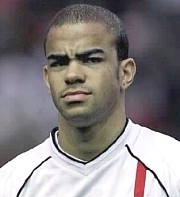 	Kieron Dyer 	